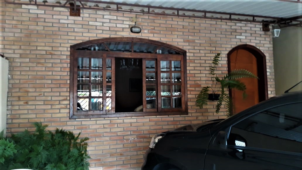 LINDA CASA À VENDA NA VILA GUITTI EM ITU